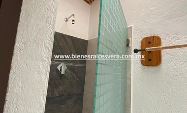 CASA EN RENTA EN TEQUISQUIAPAN EN FRACC. MANANTIALES DEL PRADO. Eugenia.