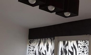 CASA 5 AMBIENTES VENTA EN Islandia  3779 (REMEDIOS DE ESCALADA)