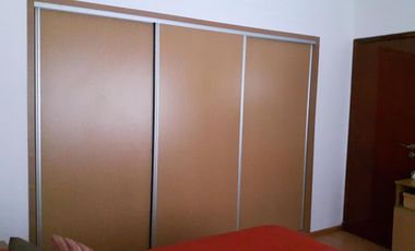 CASA 5 AMBIENTES VENTA EN Islandia  3779 (REMEDIOS DE ESCALADA)