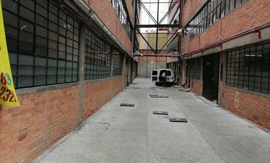 LOCAL COMERCIAL EN VENTA CERCA DEL MERCADO DE JAMAICA