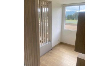 ARRIENDO APARTAMENTO CON VISTA CAMPESTRE EN QUINTO PISO EN CAJICA