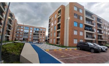 ARRIENDO APARTAMENTO CON VISTA CAMPESTRE EN QUINTO PISO EN CAJICA