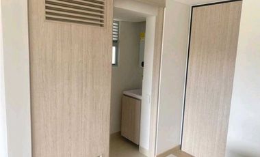 ARRIENDO APARTAMENTO CON VISTA CAMPESTRE EN QUINTO PISO EN CAJICA