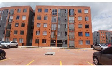 VENDO APARTAMENTO PRIMER PISO EN CAJICA EN CONJUNTO CERRADO.