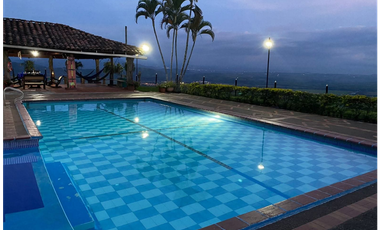 SE VENDE FINCA EN BALBOA