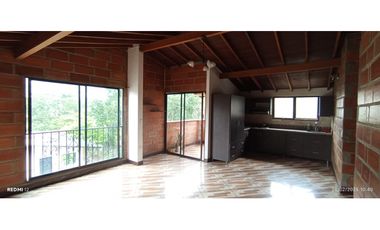 Apartamento Duplex en venta en Machado Bello