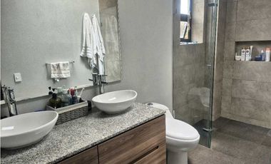 VENDO/ARRIENDO CASA  APOSENTOS DE YERBABUENA CLUB HOUSE- ESPECTACULAR