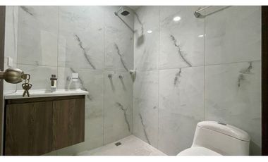 VENTA DE HERMOSA CASA REMODELADA BARRIO CORALES PEREIRA