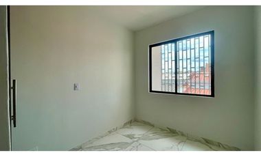 VENTA DE HERMOSA CASA REMODELADA BARRIO CORALES PEREIRA