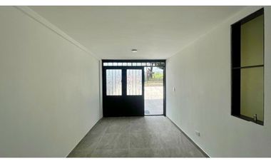 VENTA DE HERMOSA CASA REMODELADA BARRIO CORALES PEREIRA