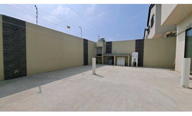 Casa en Alquiler - Los Prados 3, Vía Salitre | Junto al Colegio Tejar