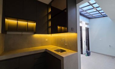 Dijual dan Disewakan Rumah Mewah Lokasi Perum Hilago BSB Semarang