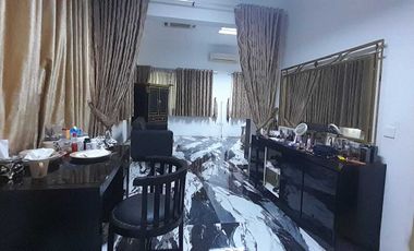 Rumah Mewah Dalam Cluster Dengan Private Pool Dijual Di Ciputat