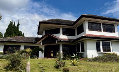Villa Bagus Full Furnished & Suasana Asri di Cipanas Cianjur