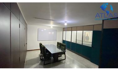 ARRIENDO OFICINA EN CENTRO DE  BUCARAMANGA COD:679