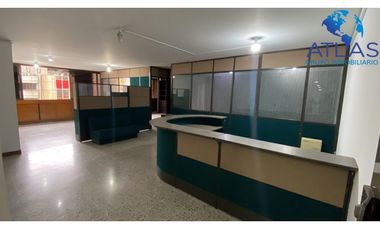 ARRIENDO OFICINA EN CENTRO DE  BUCARAMANGA COD:679