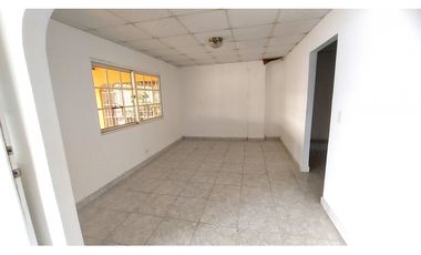 Se Vende Casa en Pedregal, cerca McDonald # 2229 cvd