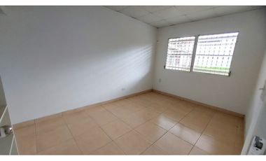 Se Vende Casa en Pedregal, cerca McDonald # 2229 cvd