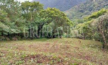 Se vende Terreno con Hermosas Vistas en Zona Alta - Altos del Maria