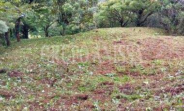 Se vende Terreno con Hermosas Vistas en Zona Alta - Altos del Maria