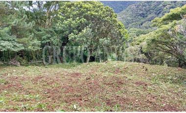 Se vende Terreno con Hermosas Vistas en Zona Alta - Altos del Maria
