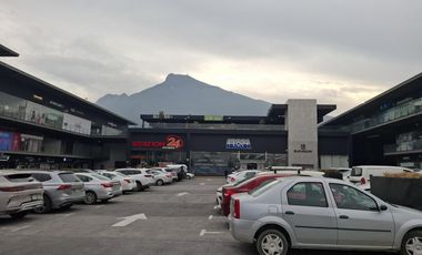 LOCAL EN VENTA GUADALUPE PLAZA MIRADOR OPORTUNIDAD