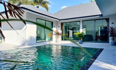 Modern 3 Bed Pool Villa Mabprachan Lake