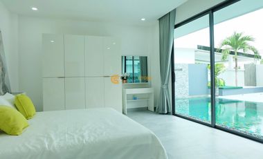 Modern 3 Bed Pool Villa Mabprachan Lake