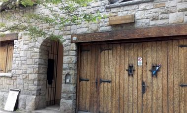 CHALET EN PH DE ESTILO A RECICLAR O DEMOLER.