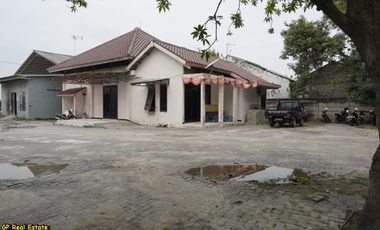 Pabrik jalan Dandeles Sambi Pondok Bolo Gresik Jawa Timur luas 1ha