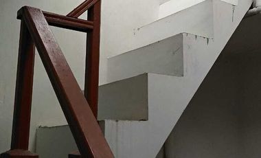 Rumah disewakan jl Pinus Solo Baru dekat GOR Pendawa