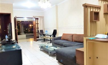 Disewakan Tahunan/Bulanan Townhouse Mediterania Garden Residences 1-Lantai Ground langsung taman + Pool 2 ha