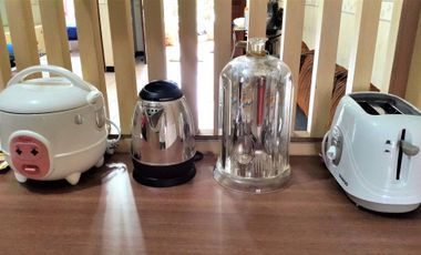 Disewakan Tahunan/Bulanan Townhouse Mediterania Garden Residences 1-Lantai Ground langsung taman + Pool 2 ha