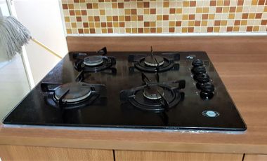 Disewakan Tahunan/Bulanan Townhouse Mediterania Garden Residences 1-Lantai Ground langsung taman + Pool 2 ha