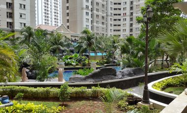 Disewakan Tahunan/Bulanan Townhouse Mediterania Garden Residences 1-Lantai Ground langsung taman + Pool 2 ha