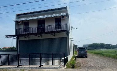 rumah pesan bangun di banyanyar solo lokasi nyaman asri bebas banjir