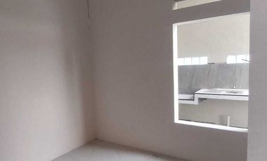 rumah pesan bangun di banyanyar solo lokasi nyaman asri bebas banjir