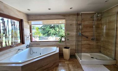 Casa en venta  en LO BARNECHEA