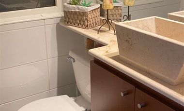 Casa en Venta en AV. QUEBRADA DE MACUL