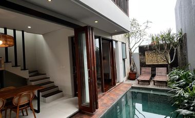 Rumah mewah isi pool di Sedap Malam kesiman Denpasar Timur