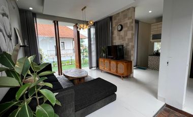 Rumah mewah isi pool di Sedap Malam kesiman Denpasar Timur