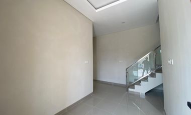 Bosstania Triyagan – Rumah 2 Lantai dengan Legalitas Lengkap