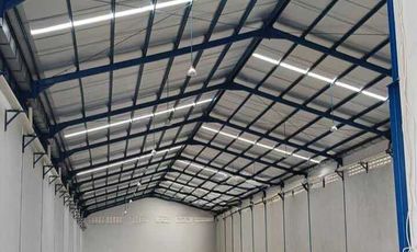 Disewakan GUDANG Lokasi  Nempel jalan utama Surotokunto Karawang