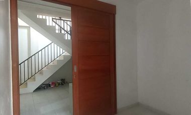 Rumah disewakan di Perumahan Dealova Pabelan Kartasura Solo