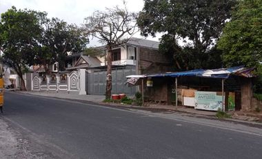 Gedung Baru Gudang Jalan Utama Muding Mundeh Kerobokan