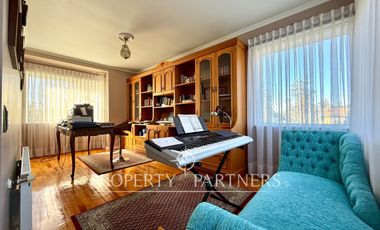 Gran casa estilo inglés camino a Santa Juana