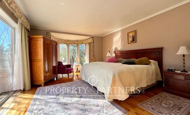 Gran casa estilo inglés camino a Santa Juana