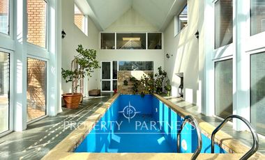 Gran casa estilo inglés camino a Santa Juana