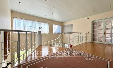 Gran casa estilo inglés camino a Santa Juana