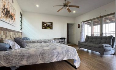 Casa en Venta en La Calera Coto Privado, 3 Niveles, Alberca, Jacuzzi, Vista Panorámica